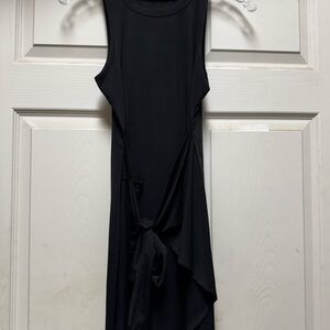 Elegant Black Sleeveless Dress
